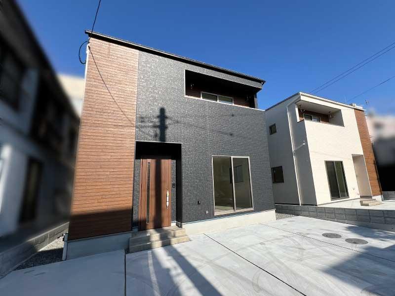 高知県高知市百石町