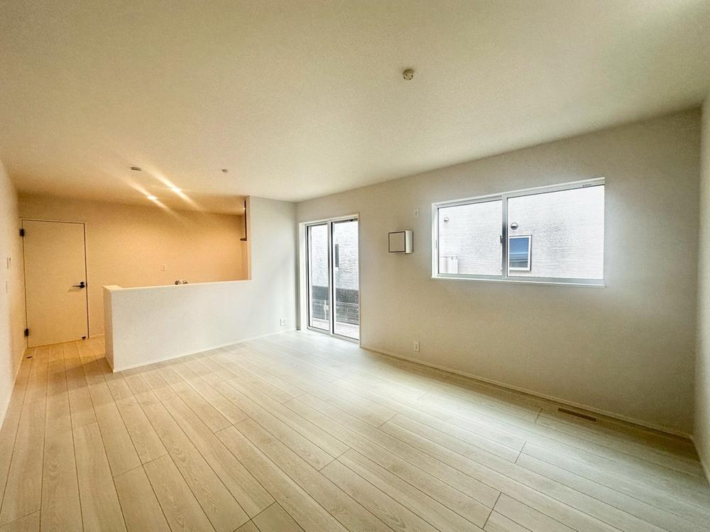 広島県広島市佐伯区五日市中央