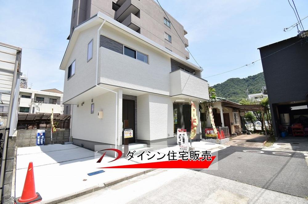 広島県呉市広弁天橋町