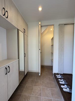 広島県広島市安佐南区山本