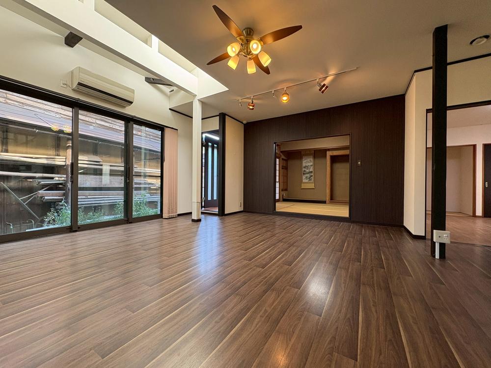 広島県広島市佐伯区八幡