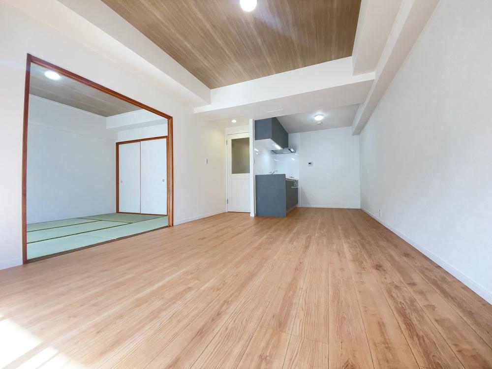 デュオ柏原８号棟