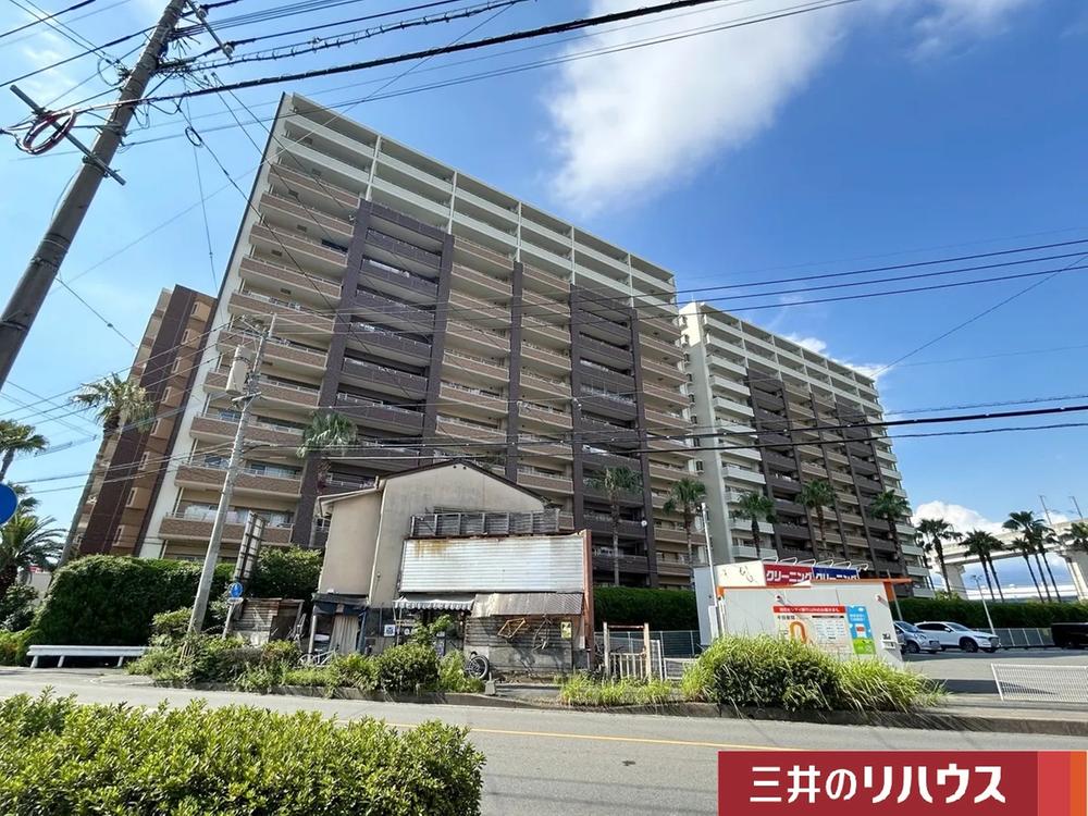 エバーライフパセオ博多南　センターコート