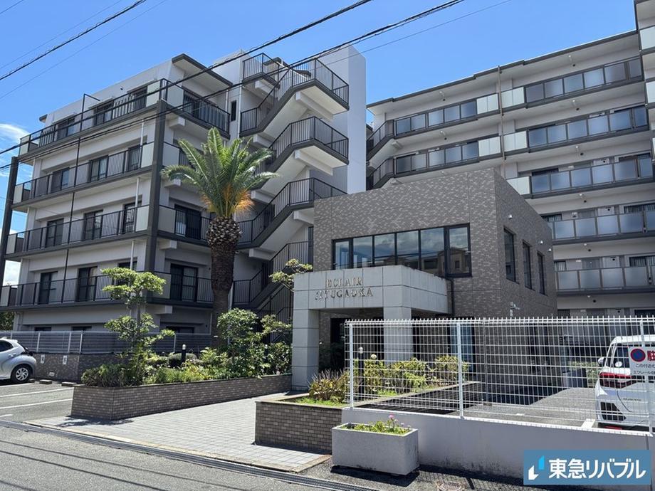 エクレール自由ケ丘