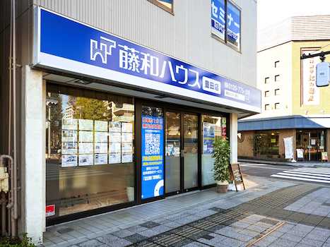 ゆっくり落ち着いてご商談ができるお打ち合わせスペース、小さなお子さまも安心のキッズスペースを完備しておりますので、ご家族揃ってお越しください。