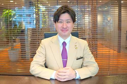 人見　純（ひとみ　じゅん）