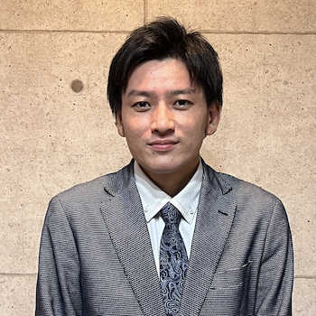 山下　雄輔