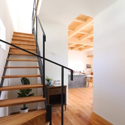 ZIZAI - ジザイEARTH STYLE DESIGNの特長