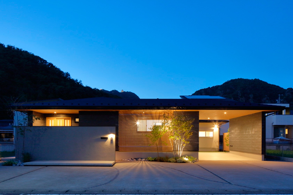 厚見建設工業のモデルハウス画像1